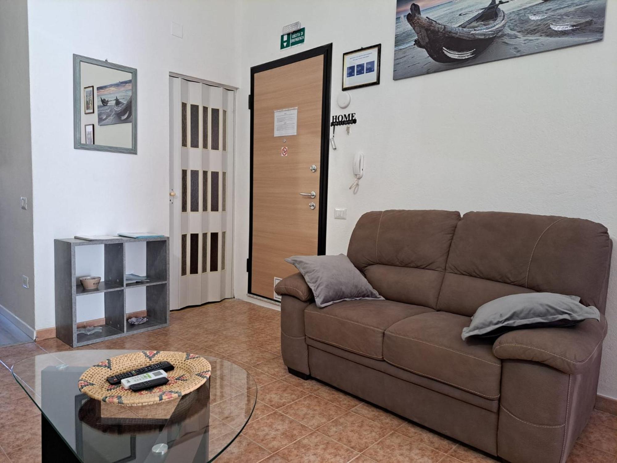 Appartamento Vacanze Cagliari - Via Lanusei Luaran gambar